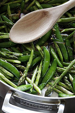 Sautéed Sugar Snap Peas and Asparagus