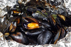 Foil-Pouch Coconut Curried Mussels