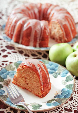 Image of Fresh Apple Cake, Viking