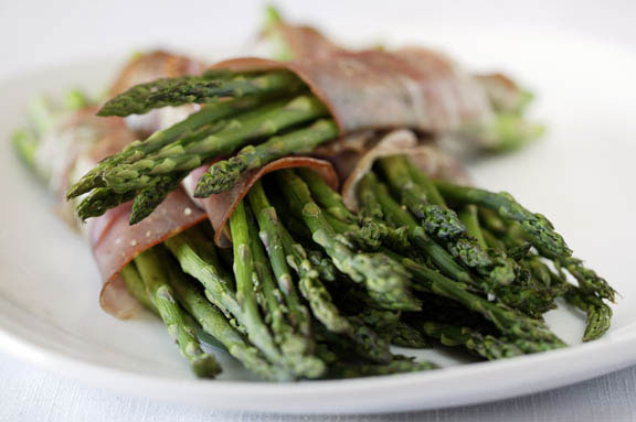 Prosciutto-Wrapped Asparagus