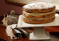 Image of Pumpkin-Pecan Pie Cake, Viking