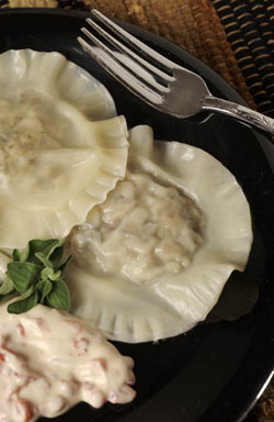 Image of Chicken Ravioli With Red Pepper Alfredo Sauce, Viking