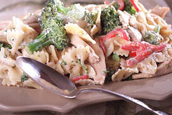 Creamy Bow-Tie Pasta with Chicken and Broccoli