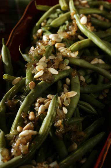 Green Beans Vinaigrette with Pine Nuts